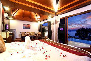 Villa Byg Grand Front & Sea View @ Cape Panwa