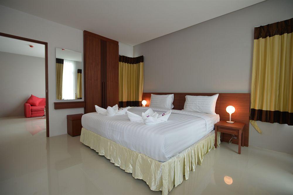 Baan Lukkan Patong 3*