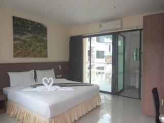 Hotel The Wave Patong Sha