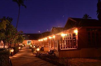 Phuket Siray Hut Resort 2*