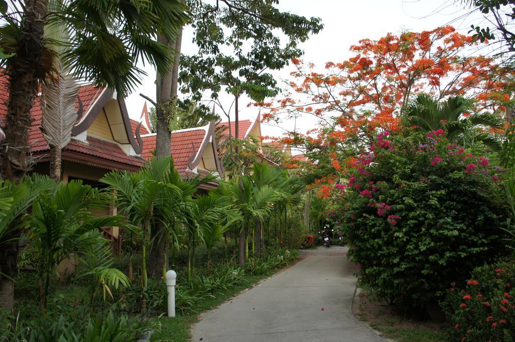 Palm Village Resort Rawai