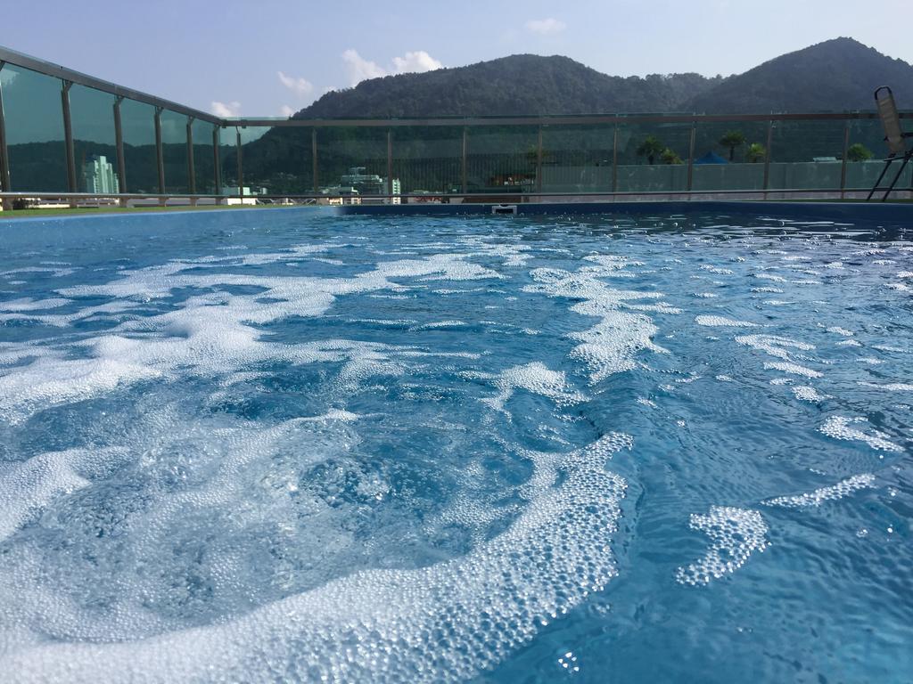 Hotel Dsure Phuket 4*