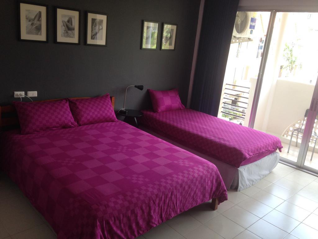On Street Guest house Ban Karon