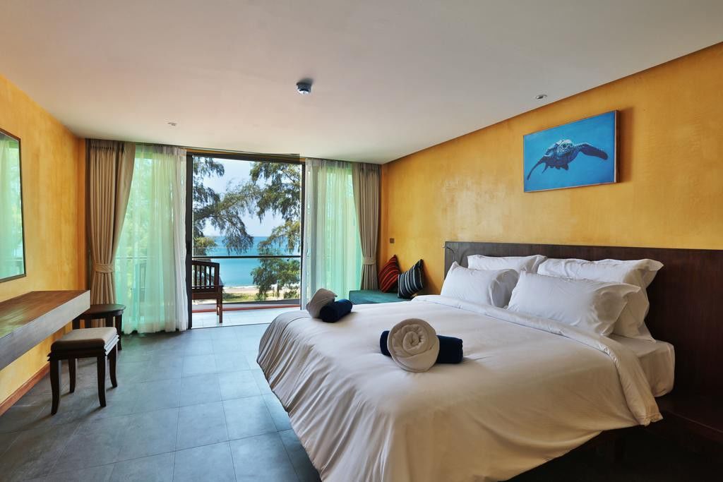 Coriacea Beachfront Boutique Phuket - Sha Hotel 4*