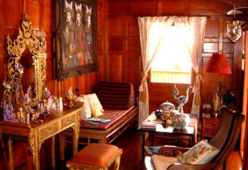 Hotel Baan Sang Pathum