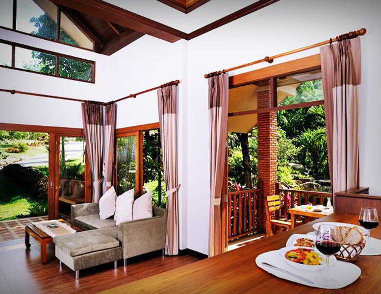 Chalong Chalet Resort 4*
