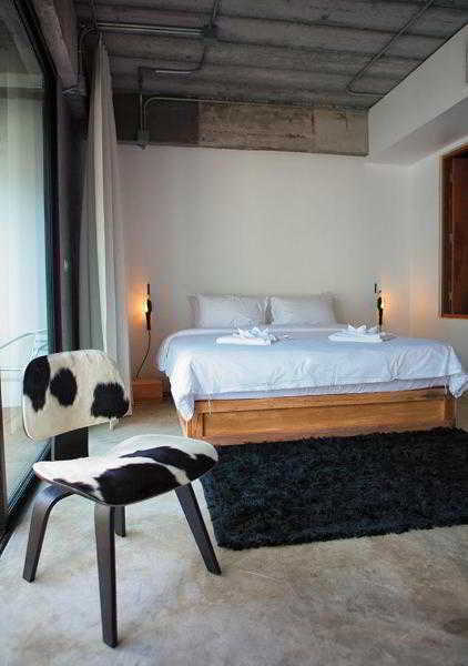 Ella Bed