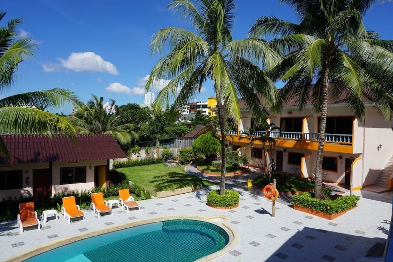 The Coconut Nanai Hotel