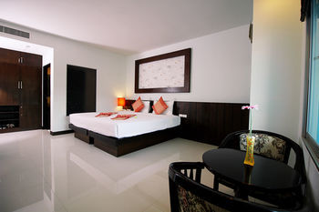 Natalie House 2 3* Kata Beach (Phuket)