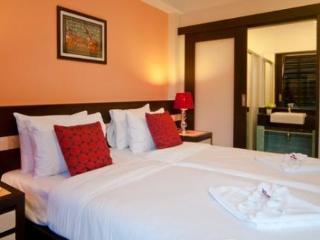 Oyo 358 Rattana Thalang Hotel