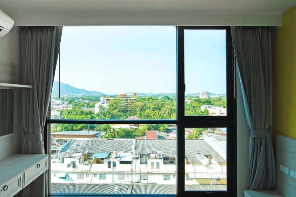 Favstay - The Base Height Phuket
