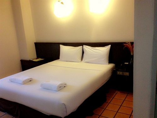 Rome Place 3* Phuket