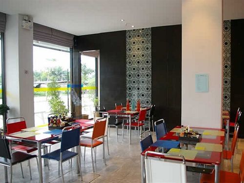 I Dee Hotel