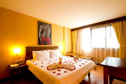 Club One Seven Phuket 3*