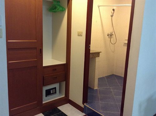 Seatel Phuket, Patong