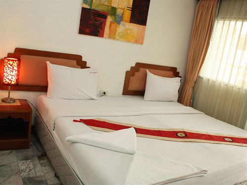 Paradise Resortel Hotel 2*