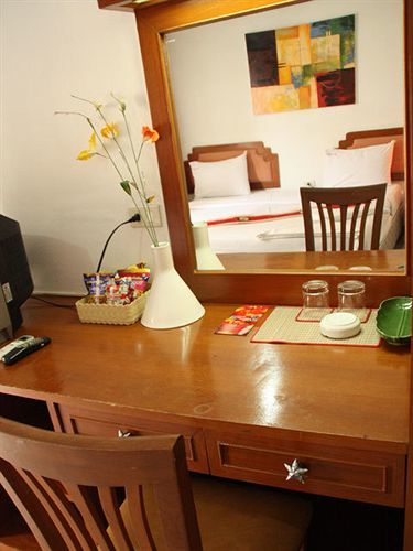 Paradise Resortel Hotel