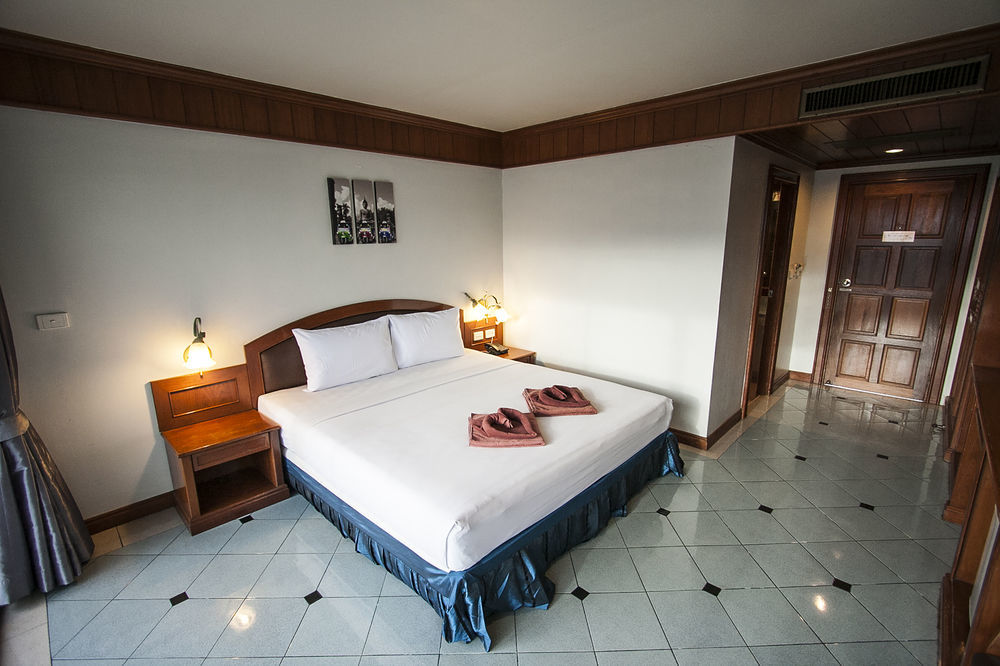 Patong Pearl 3*
