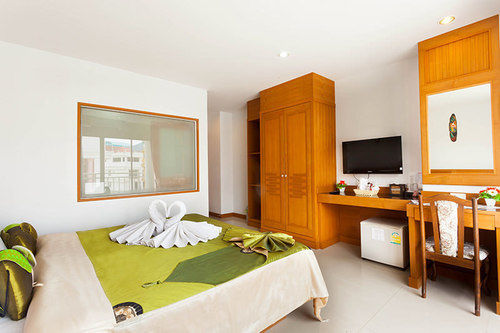 Larn Park Resortel 3*