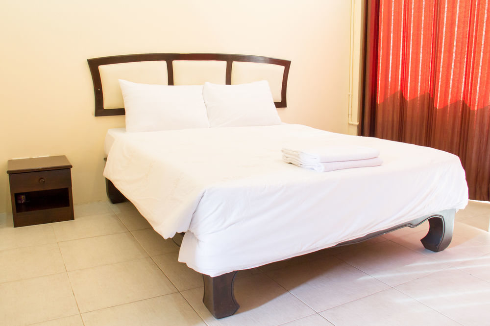 Chai Hotel 2*