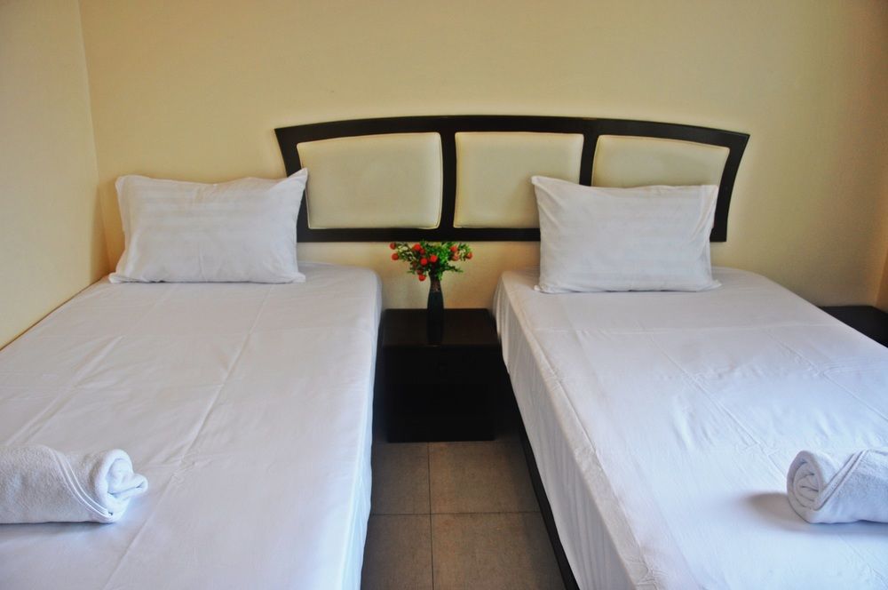 Hotel Chai 2*