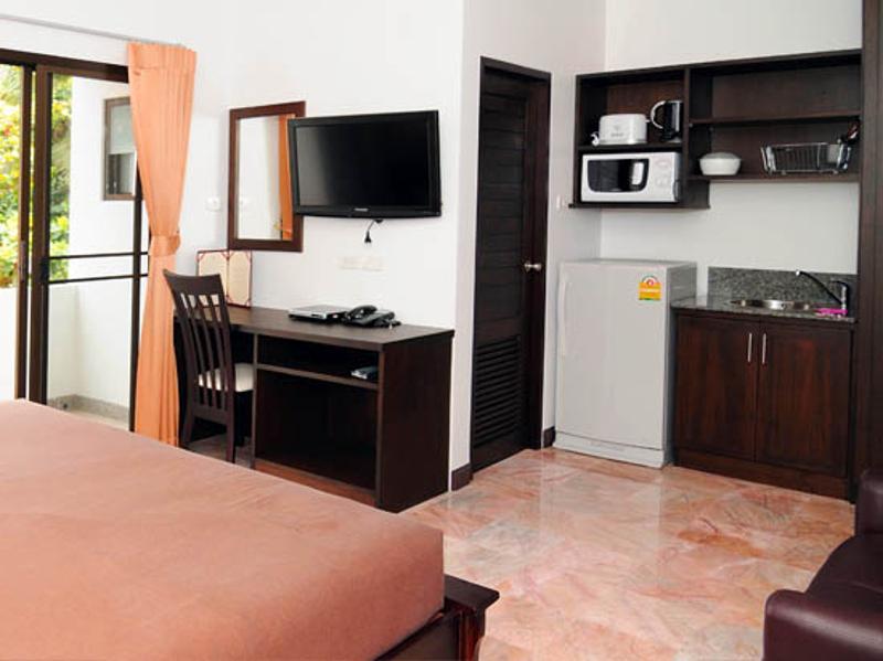 Beachfront Hotel Kamala Beach