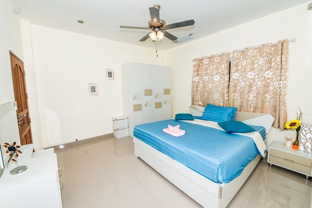 Platinum 10 Villa Rawai