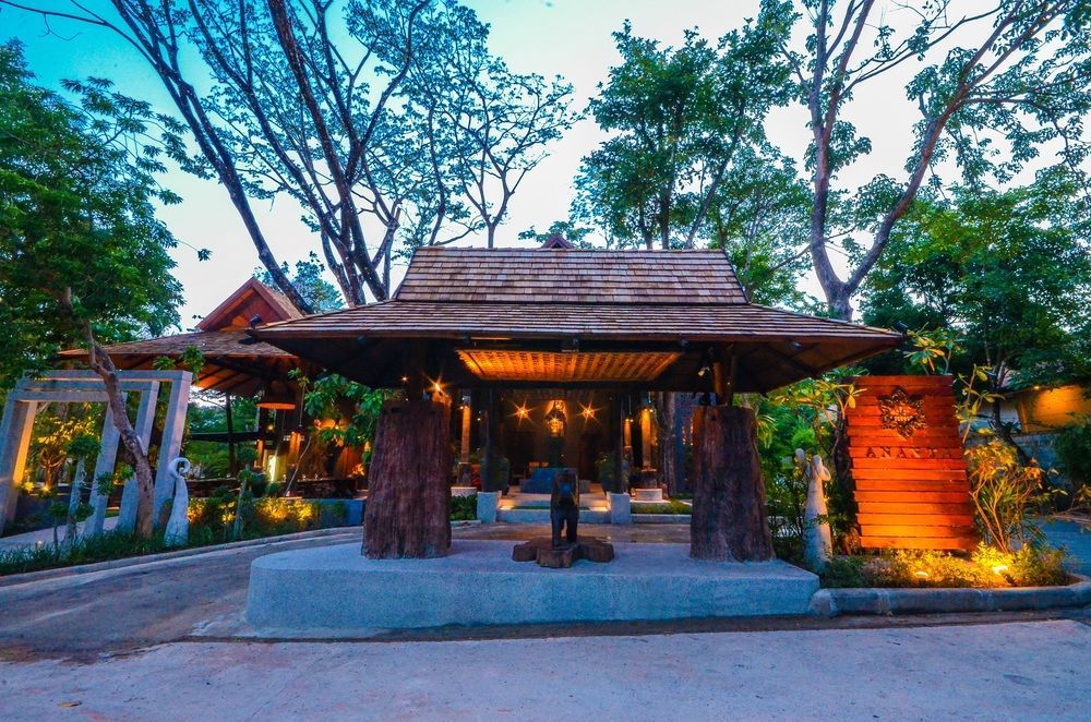 Ananta Thai Pool