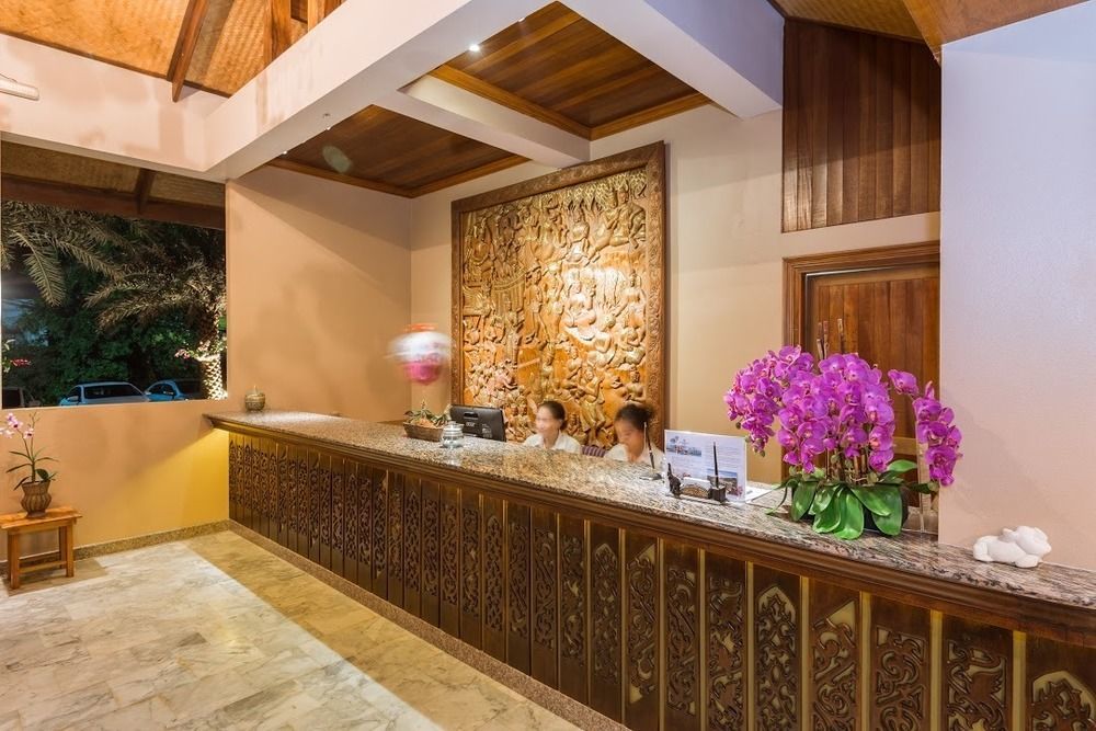 Hotel The Windmill Phuket Rawai