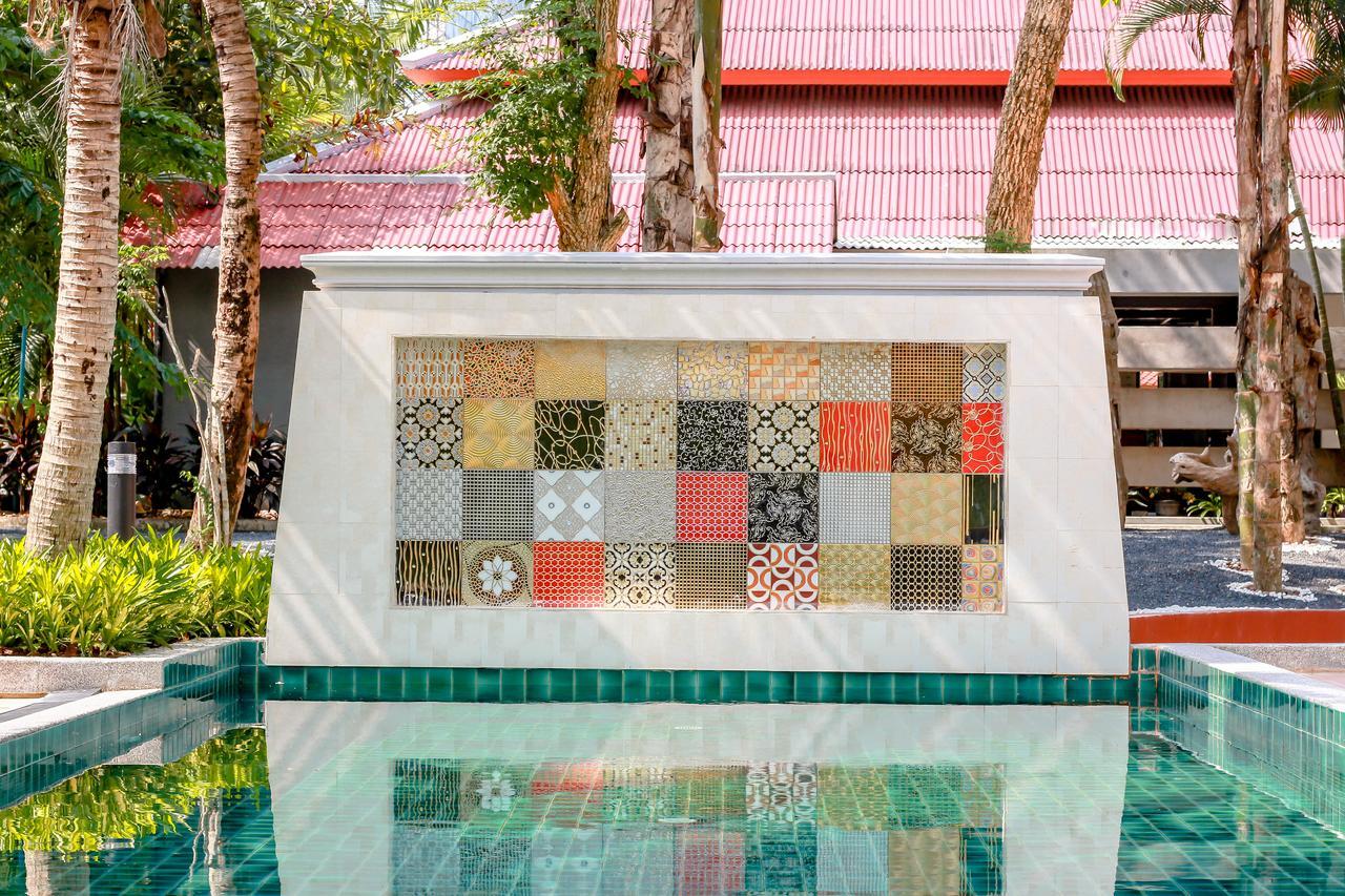 Royal Lee And Resort 3*