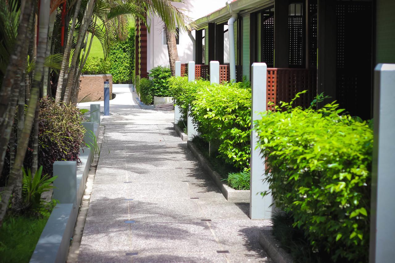 Royal Lee And Resort