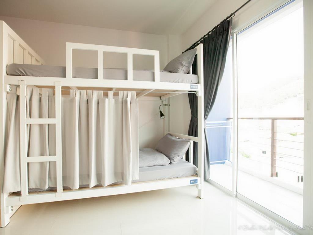 Hostel Bedbox Hostel *