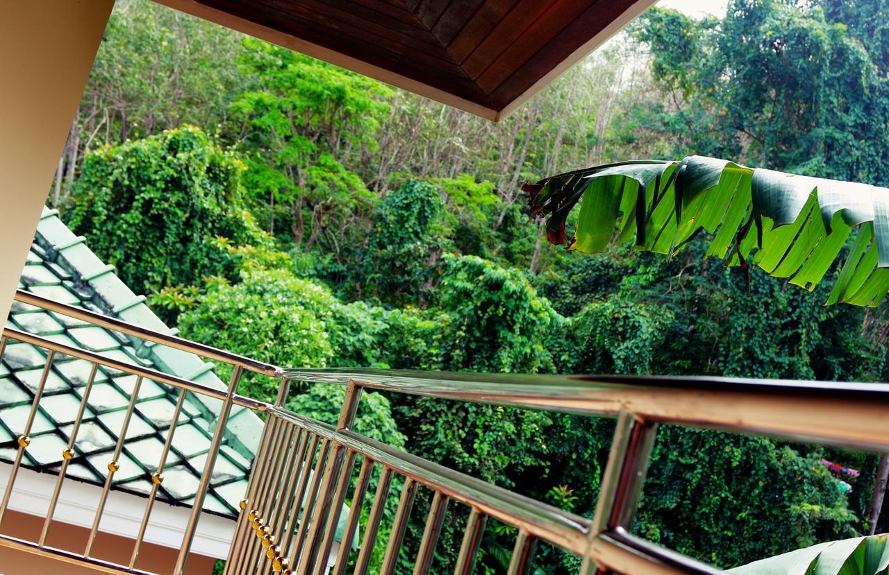 Apartment Baan Mon *