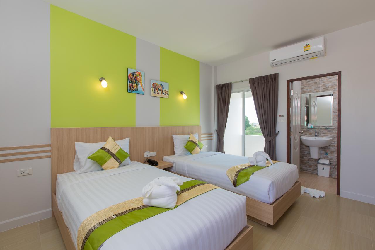 Guest house Phant At Service Thalang