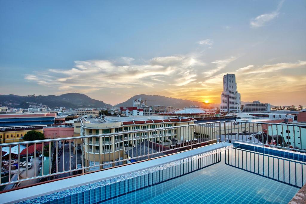 Orchid Resortel Hotel 3*