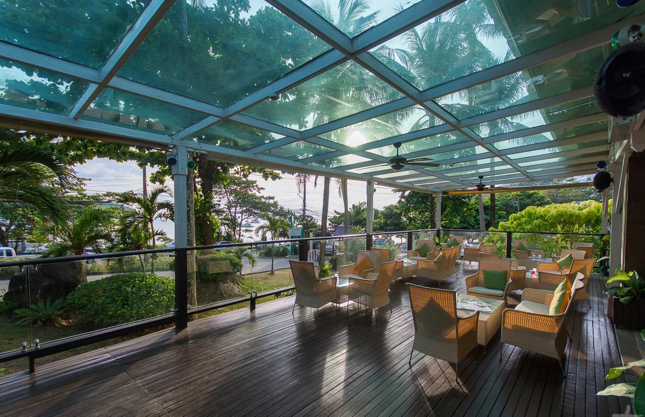 Seasons Naiharn Phuket Hotel
