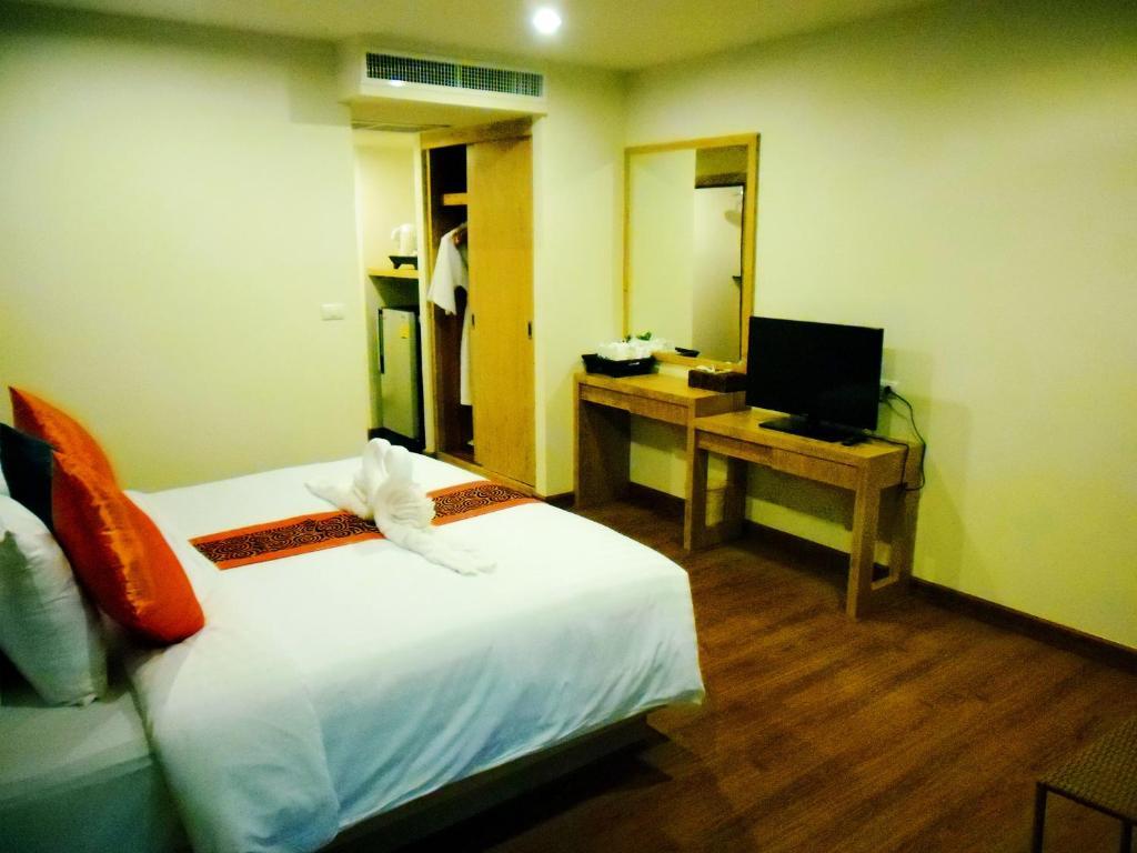 The Three By Apk Hotel