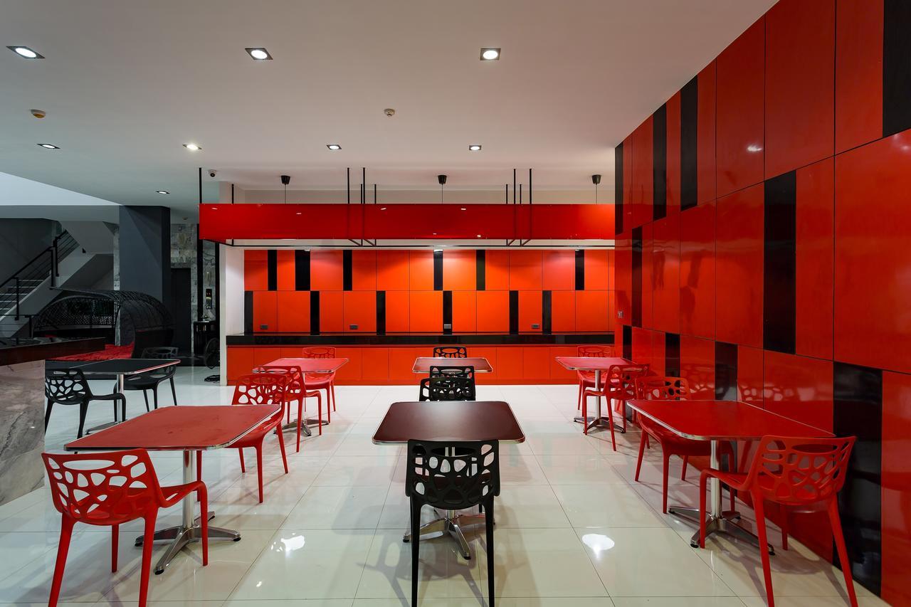 Hotel Neon