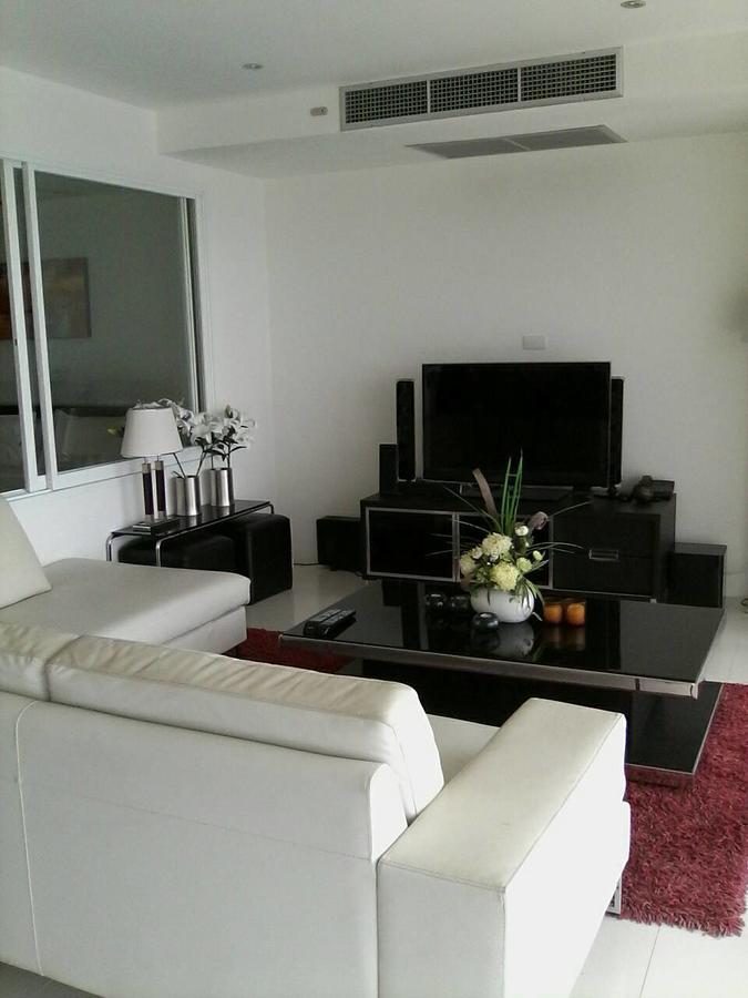 Sunset Plaza By Resava Apartment *