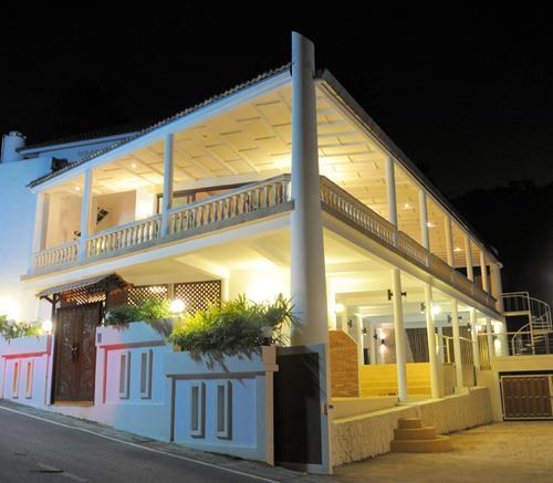 Surin Villa Villa