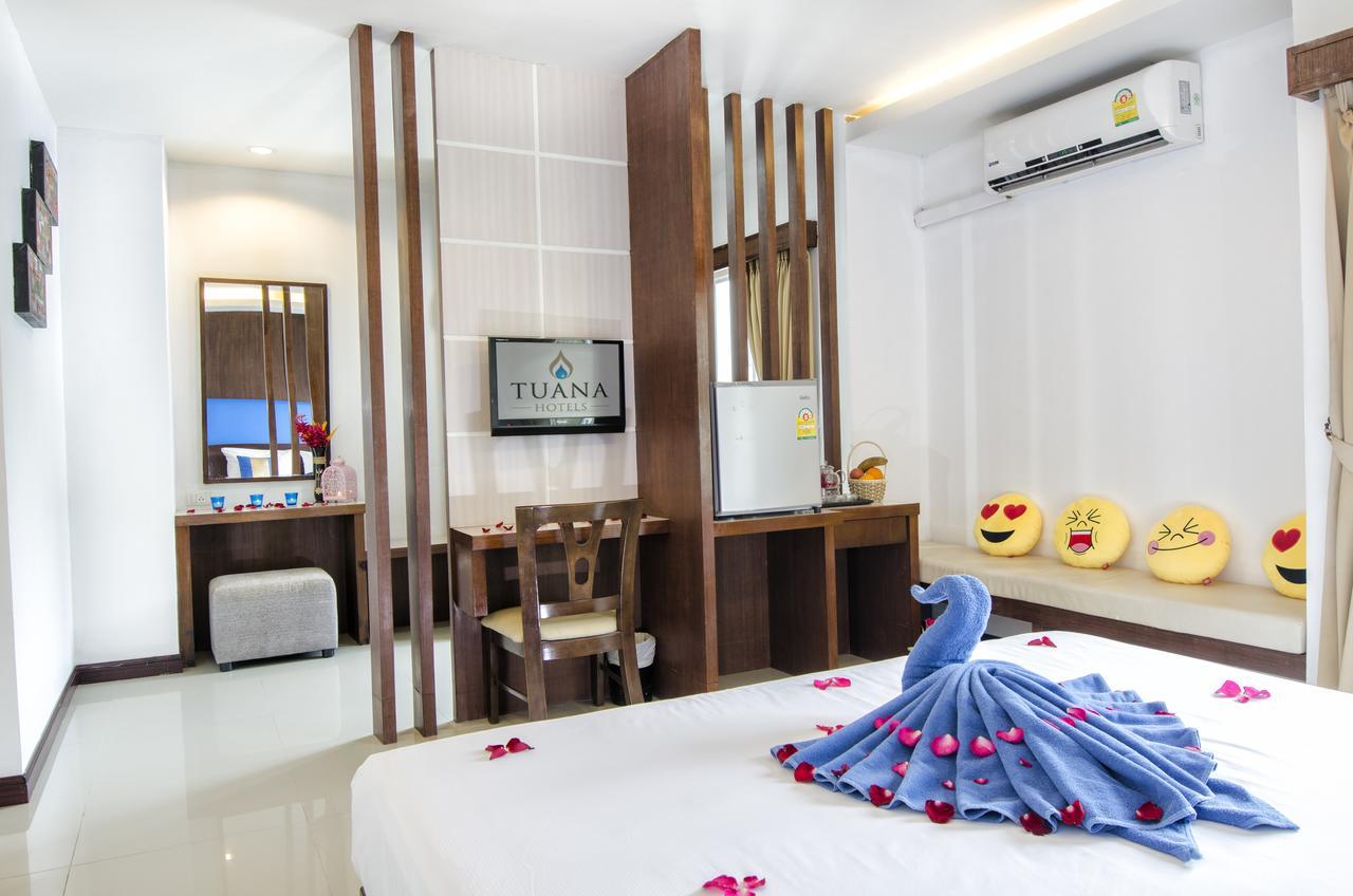 Blue Sky Hotel