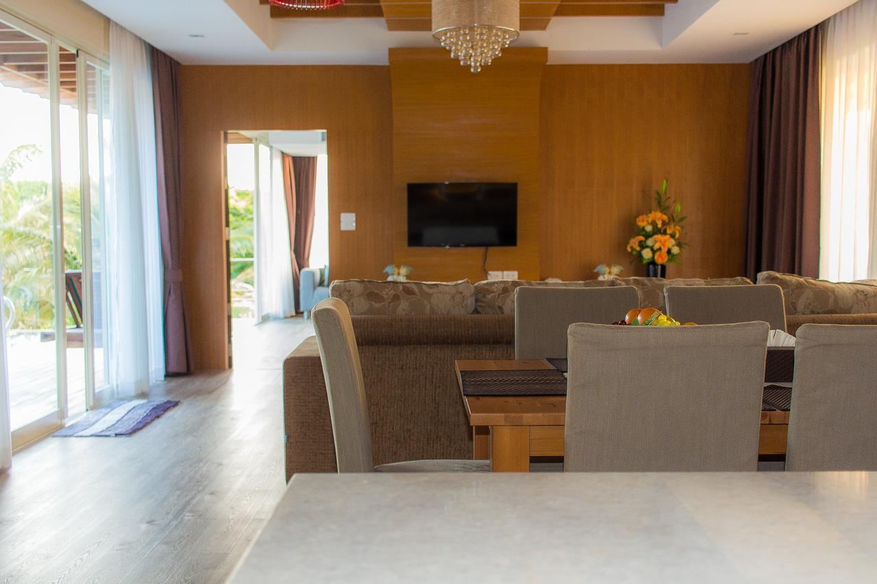 Kanita Pool Villa Karon