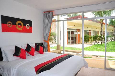 Phuket Sea Sha Extra 4*