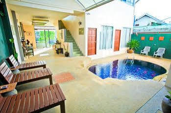 Boondaree Resort