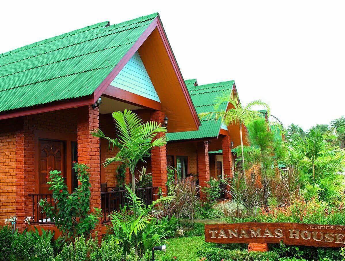 Tanamas House