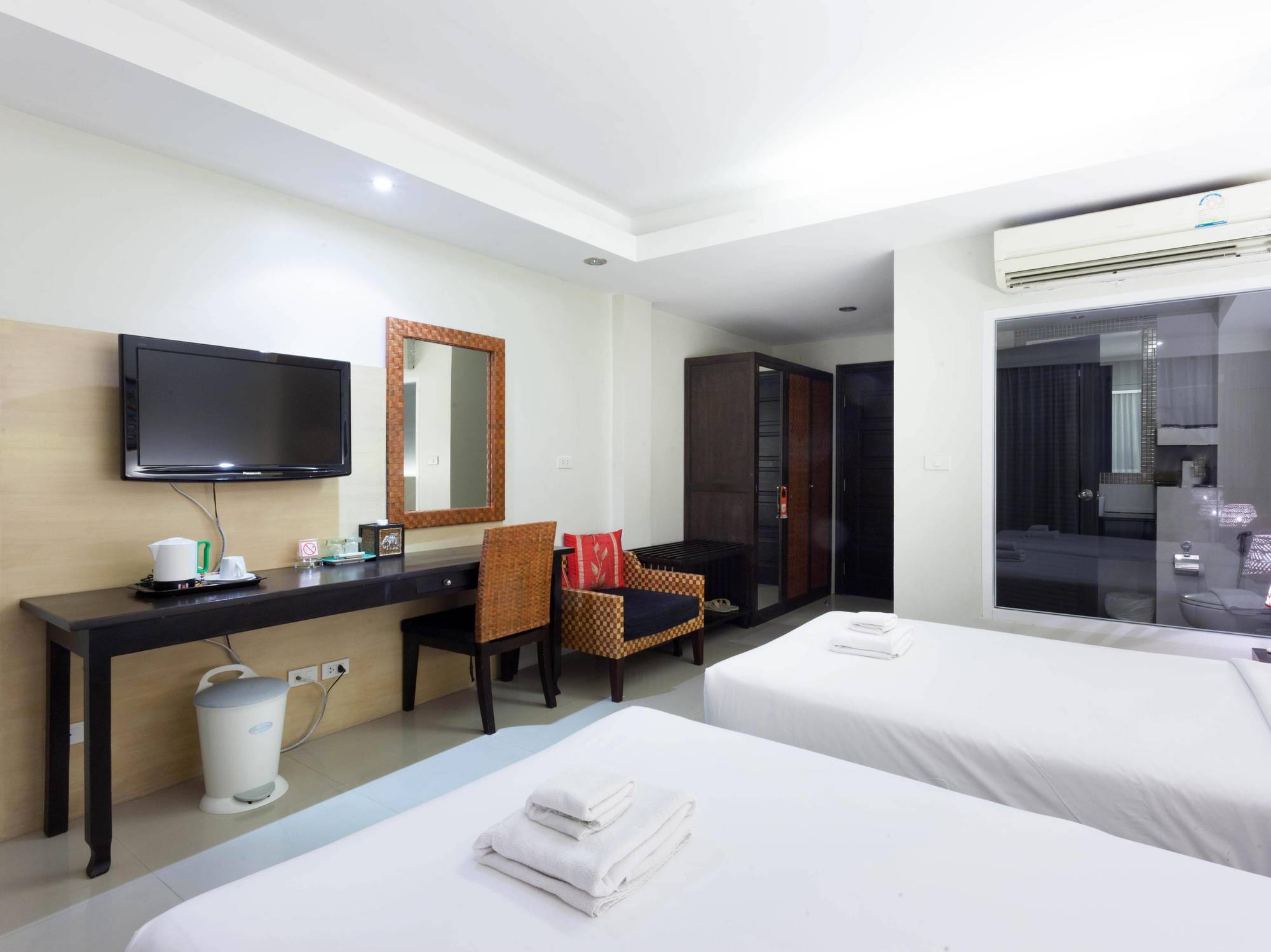The Banana Leaf Guest house Patong