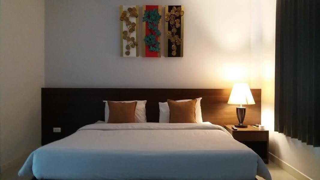 House Phuket * Pa Khlok