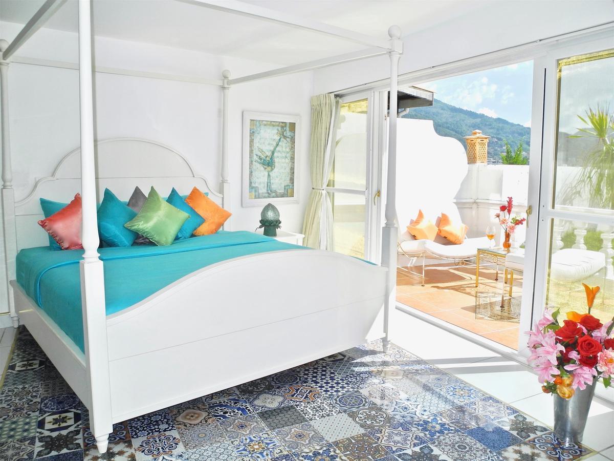 Le Versace Apartment