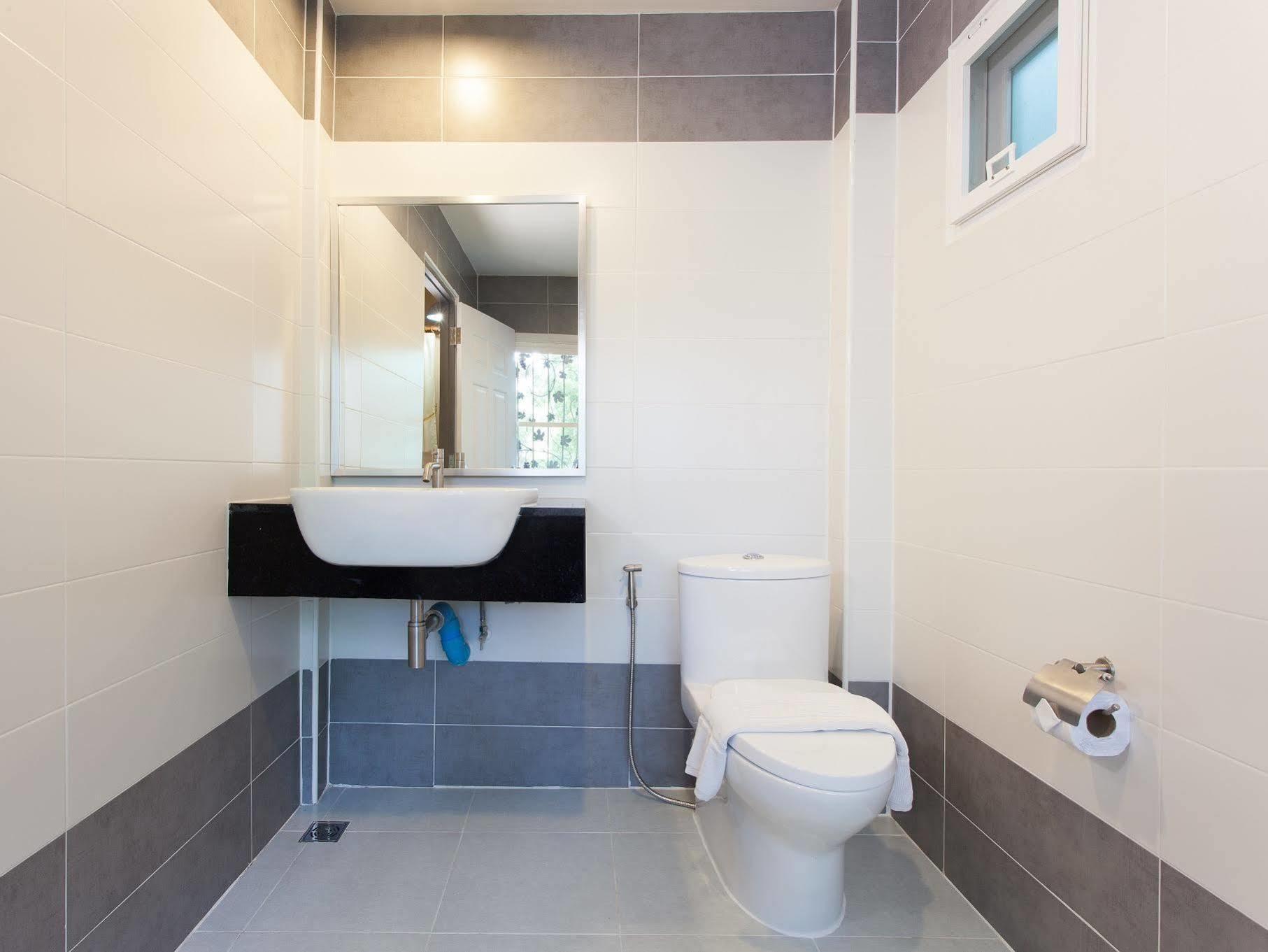 Sandy House Guest house 2*