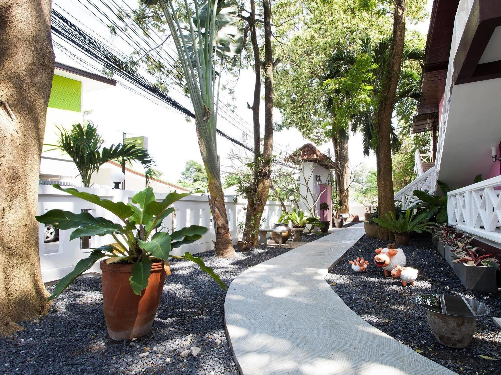 Sandy House Guest house Rawai